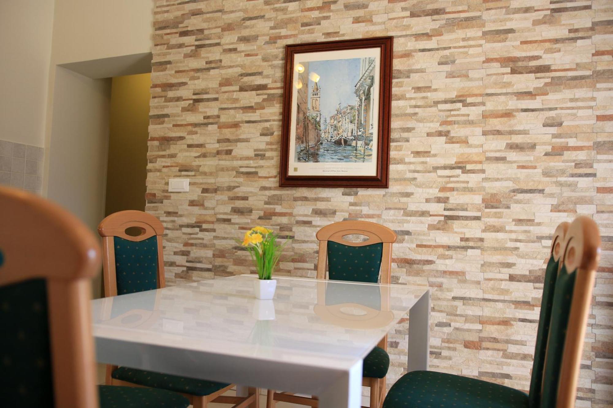 Apartments Superba بروداريكا الغرفة الصورة