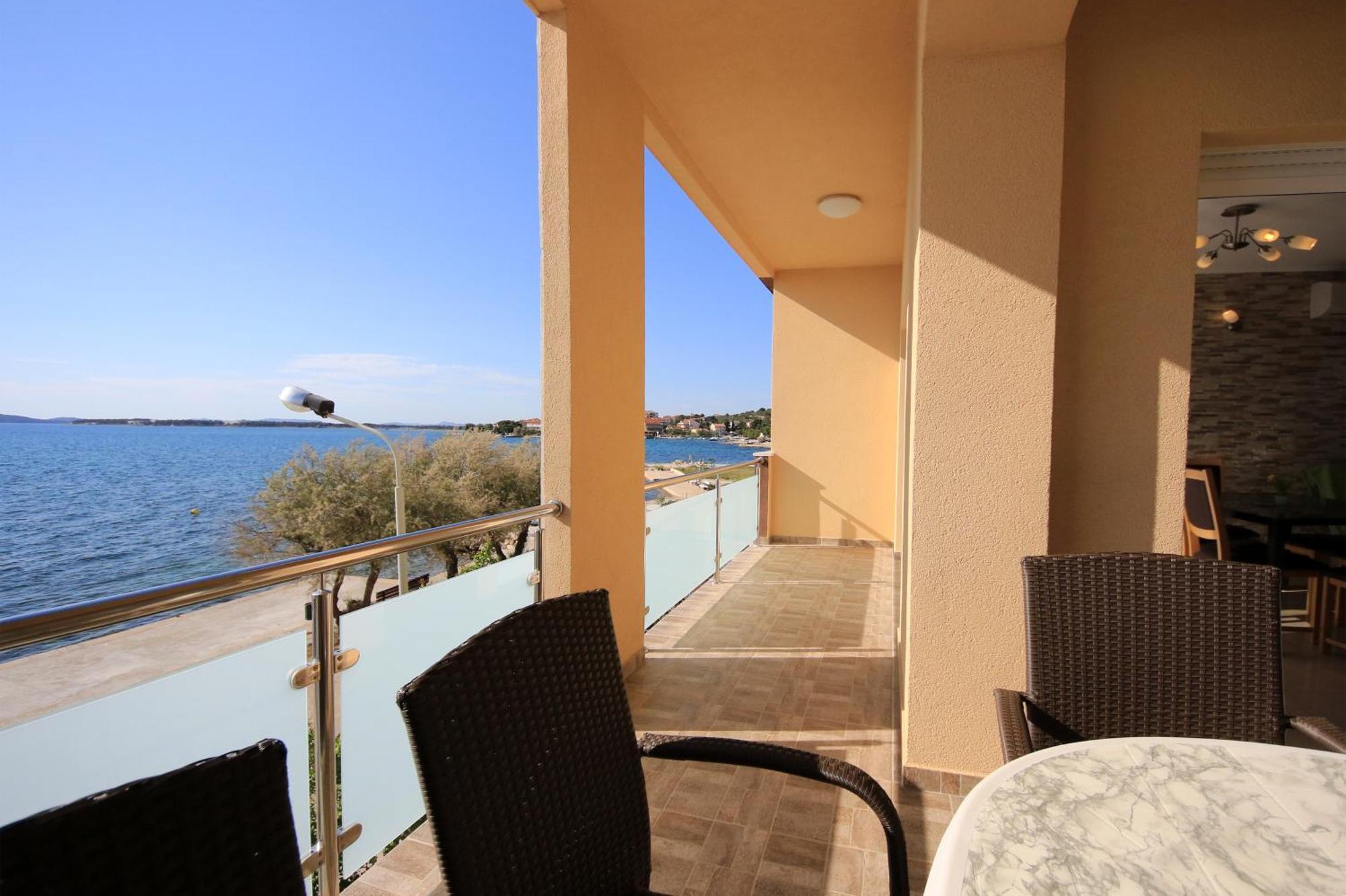 Apartments Superba بروداريكا الغرفة الصورة
