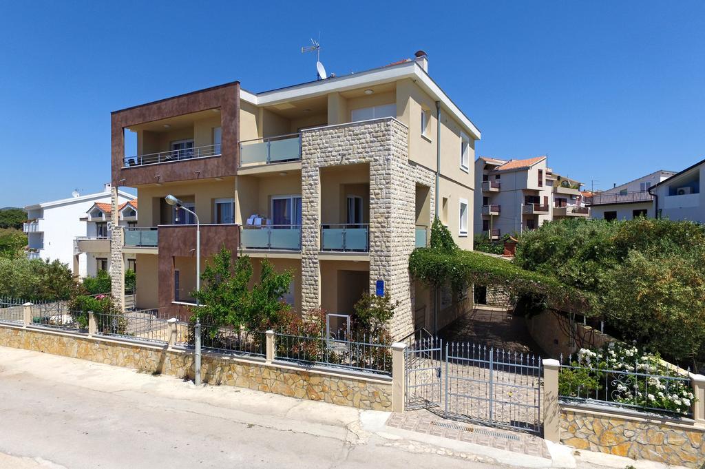 Apartments Superba بروداريكا المظهر الخارجي الصورة